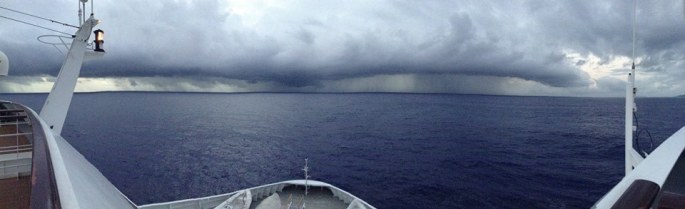 leaving-tahaa-to-some-rain